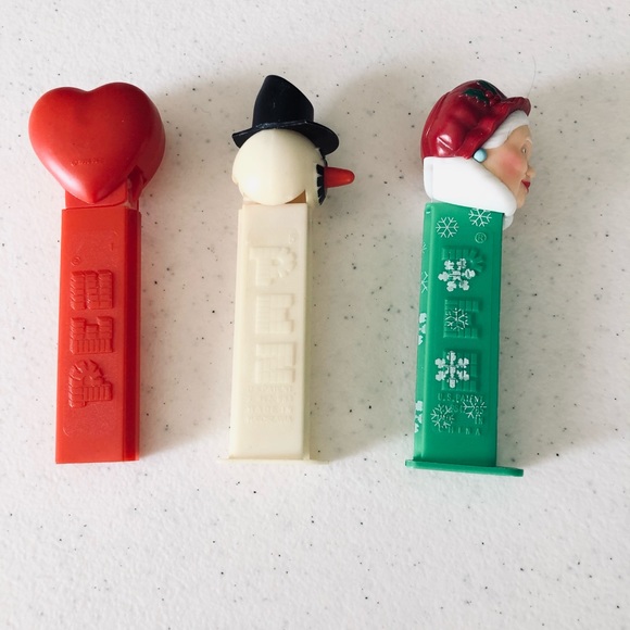 Pez Dispensers Mrs. Claus, Valentine and Snowman - Picture 3 of 6